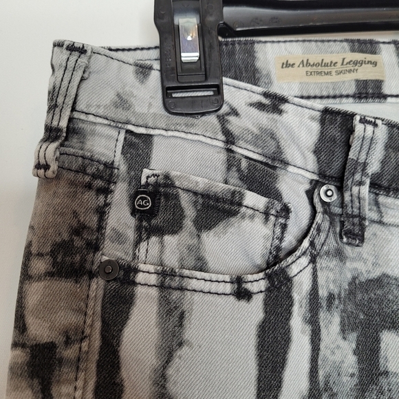 AG The Absolute Legging Jeans in Gray - Picture 9 of 14